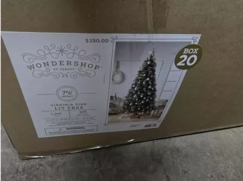 New Wondershop Slim Virginia Pine 7.5 Pre Lit Tree 1046 Tips 400 Led BI color