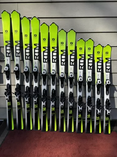 Volkl RTM 8.0 Ski w/ Lithium 10 Bindings EXCELLENT CONDITION - ALL SIZES!!
Opens in a new window or tab